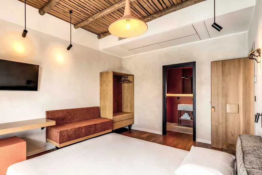 Main Residence-7